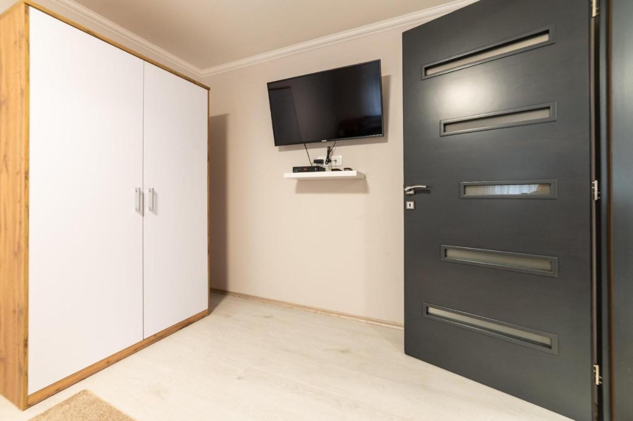 Napsugar & Virag Apartman Tiszafüred Exterior foto
